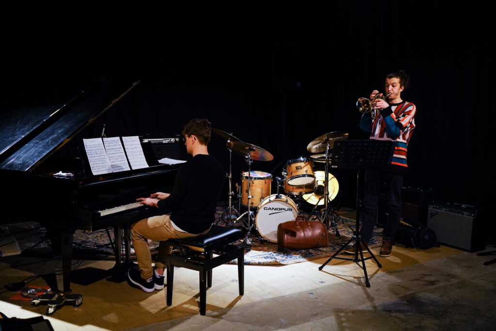 Media-Photo-13 Carlo Bechtel is playing a duo concert with the Swiss pianist Tim Heiniger. Carlo is playing on his flugelhorn.